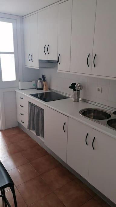 דירות גרנדה Views, Family & Private Parking In Alto Albayzin מראה חיצוני תמונה