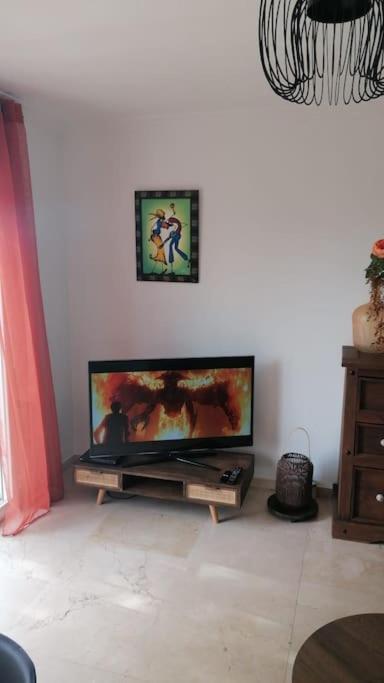 דירות גרנדה Views, Family & Private Parking In Alto Albayzin מראה חיצוני תמונה